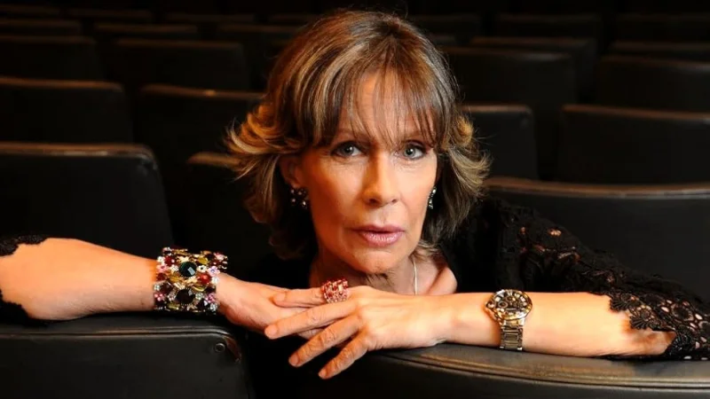 María Valenzuela